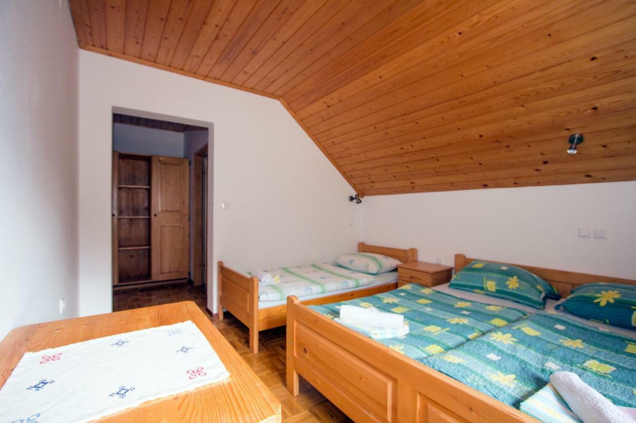 Villa Turisticna Kmetija Perk à Solčava Extérieur photo